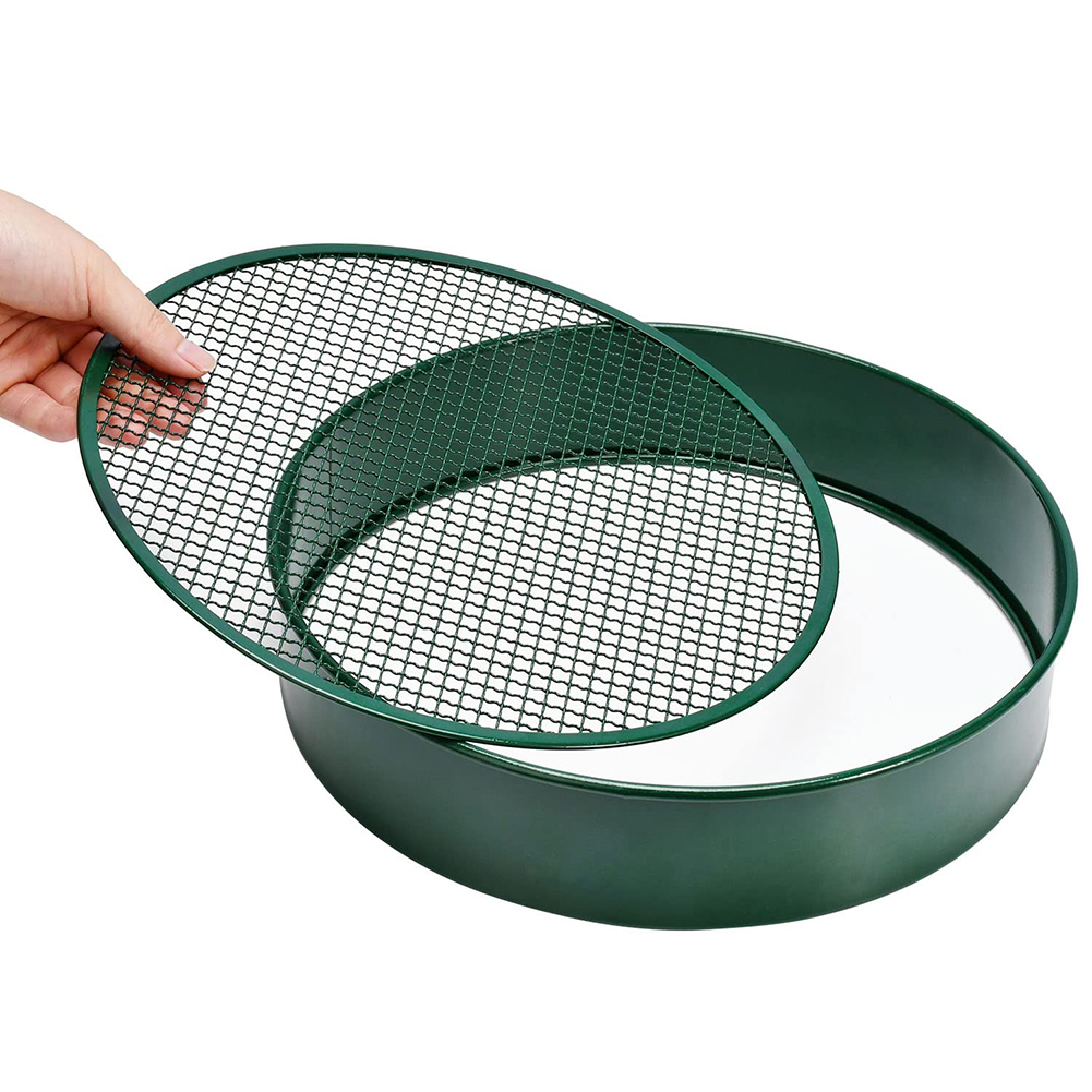 Gardening Tools Must Haves - Ein unverzichtbares Werkzeug: Robuste Gartenrechen, die